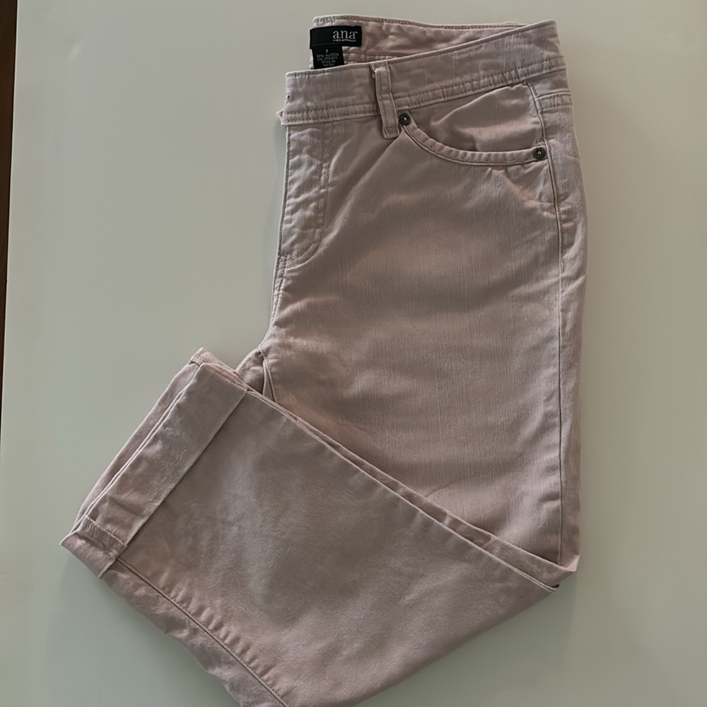 Ana NWOT capris pants cotton spandex